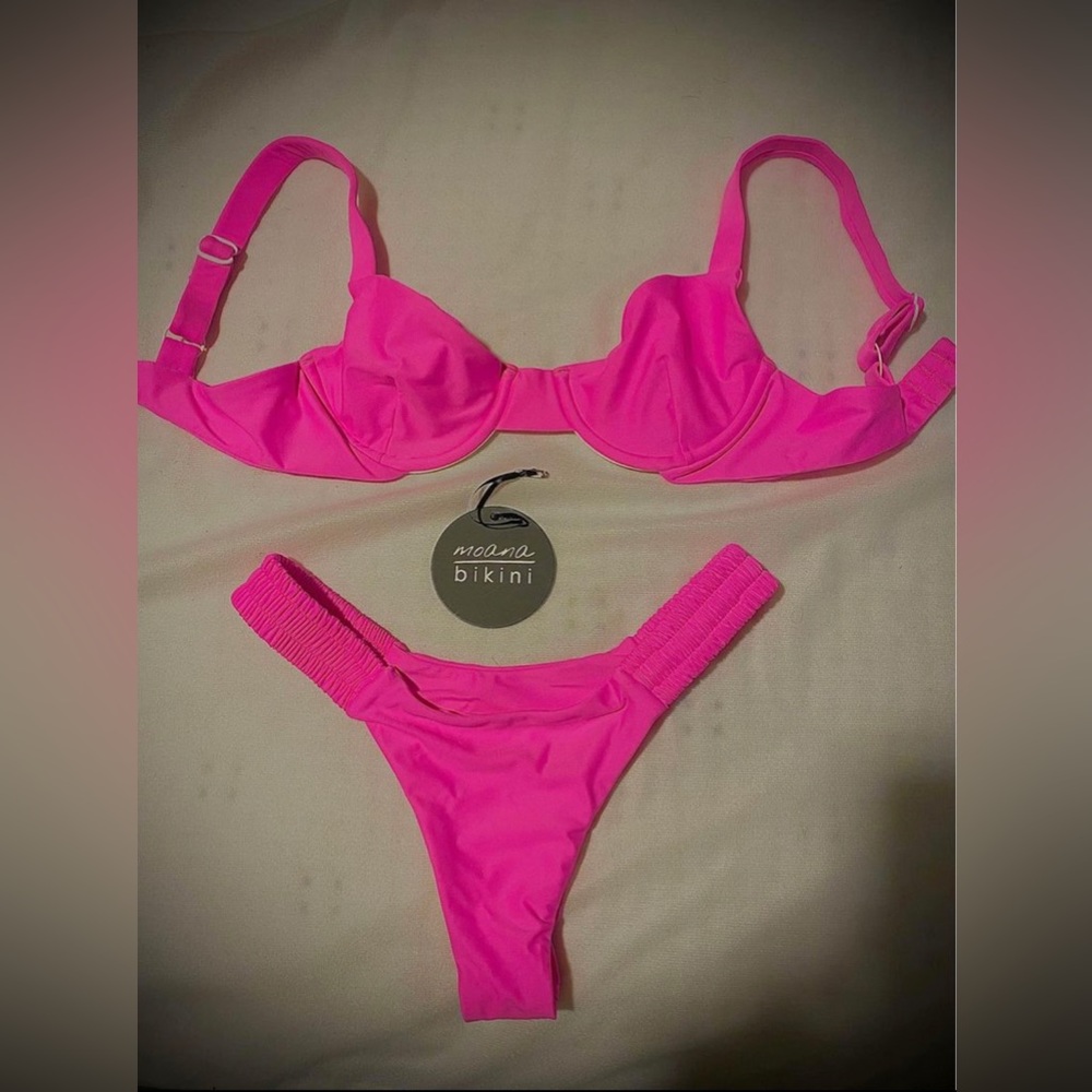 Hot pink Bikini
